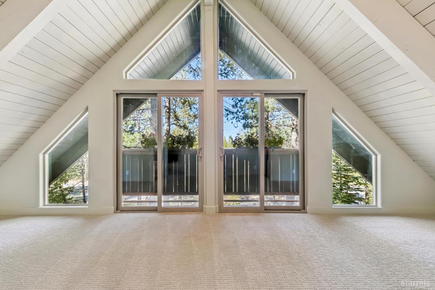 607 Lake Tahoe Boulevard