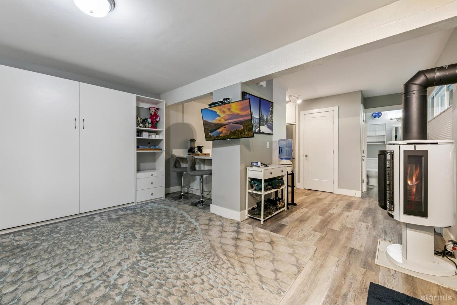 516 Emerald Bay Road Unit: 304