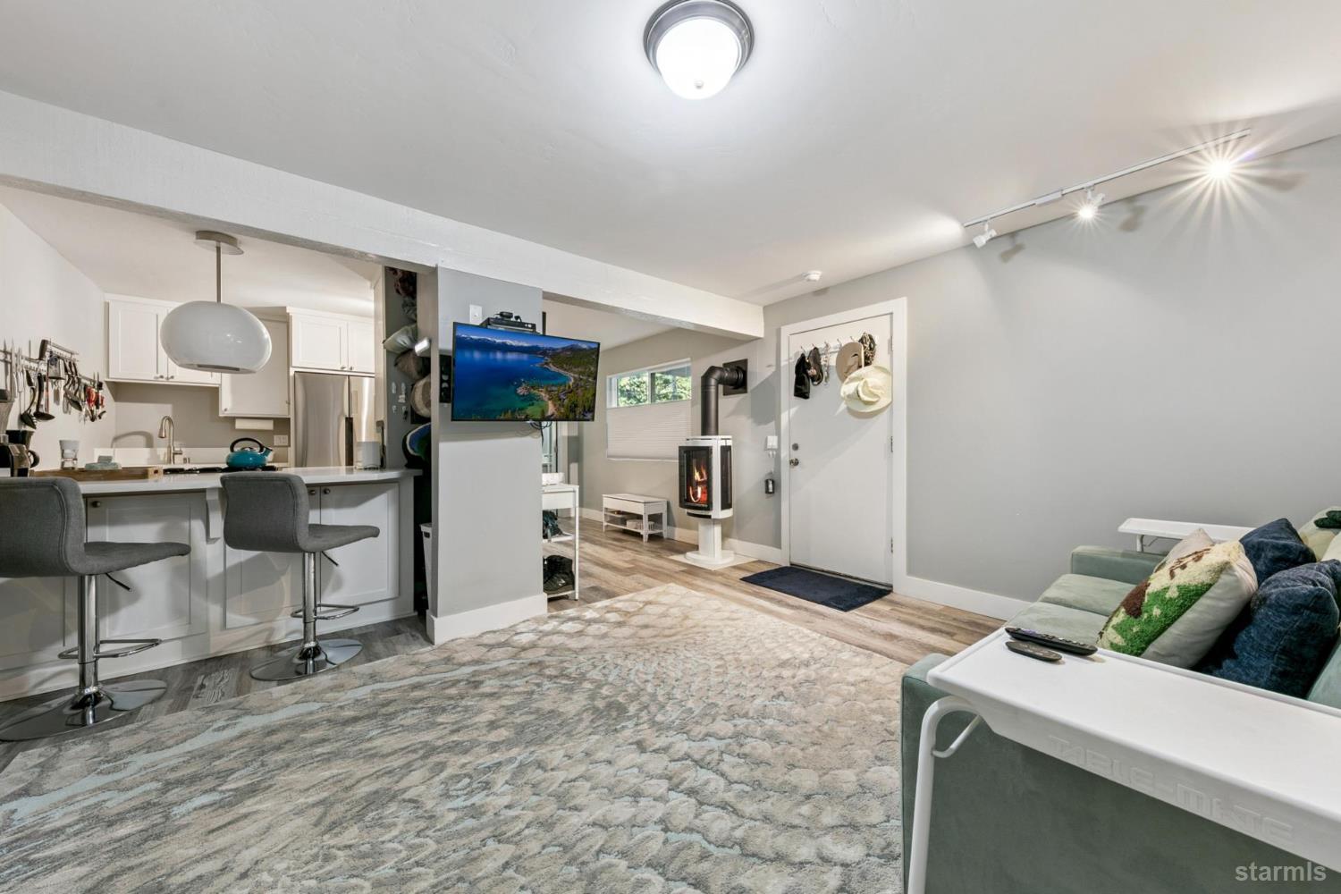 516 Emerald Bay Road Unit: 304