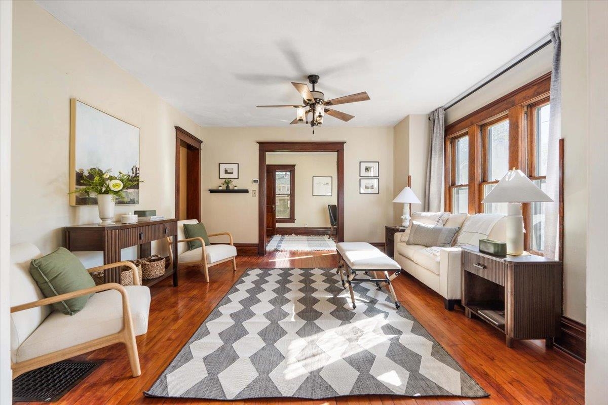 536 W Harrison Street