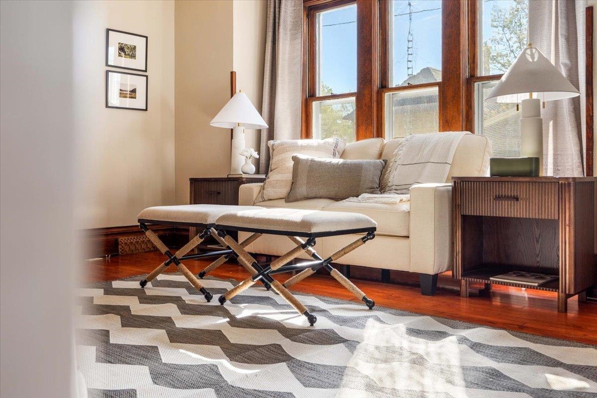 536 W Harrison Street