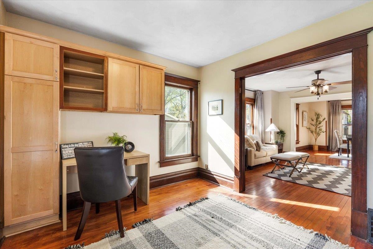 536 W Harrison Street