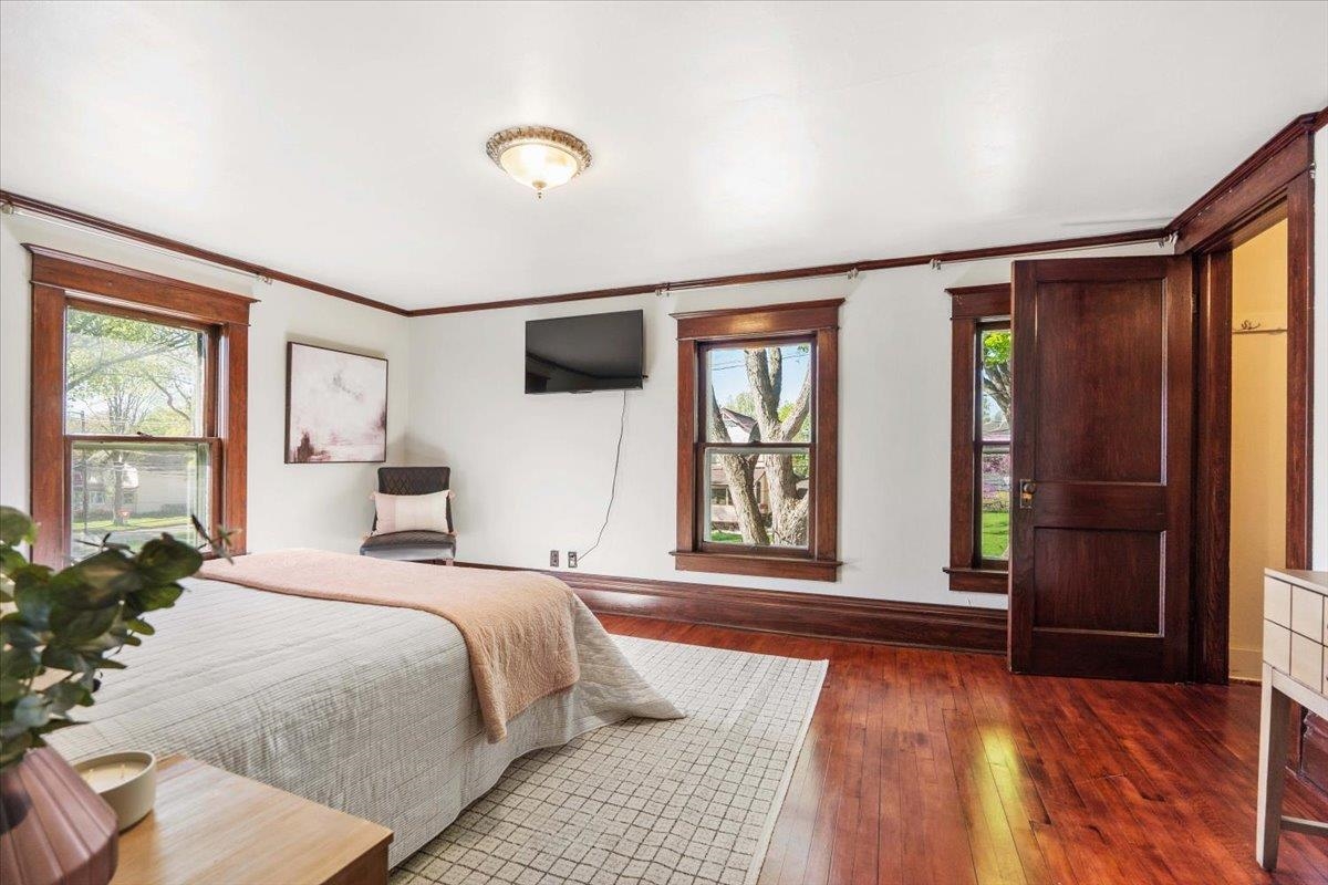 536 W Harrison Street