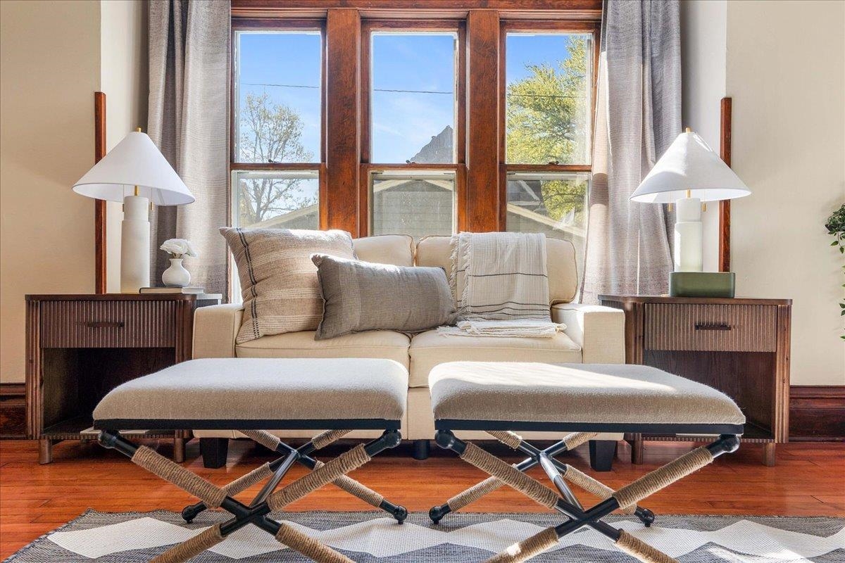 536 W Harrison Street