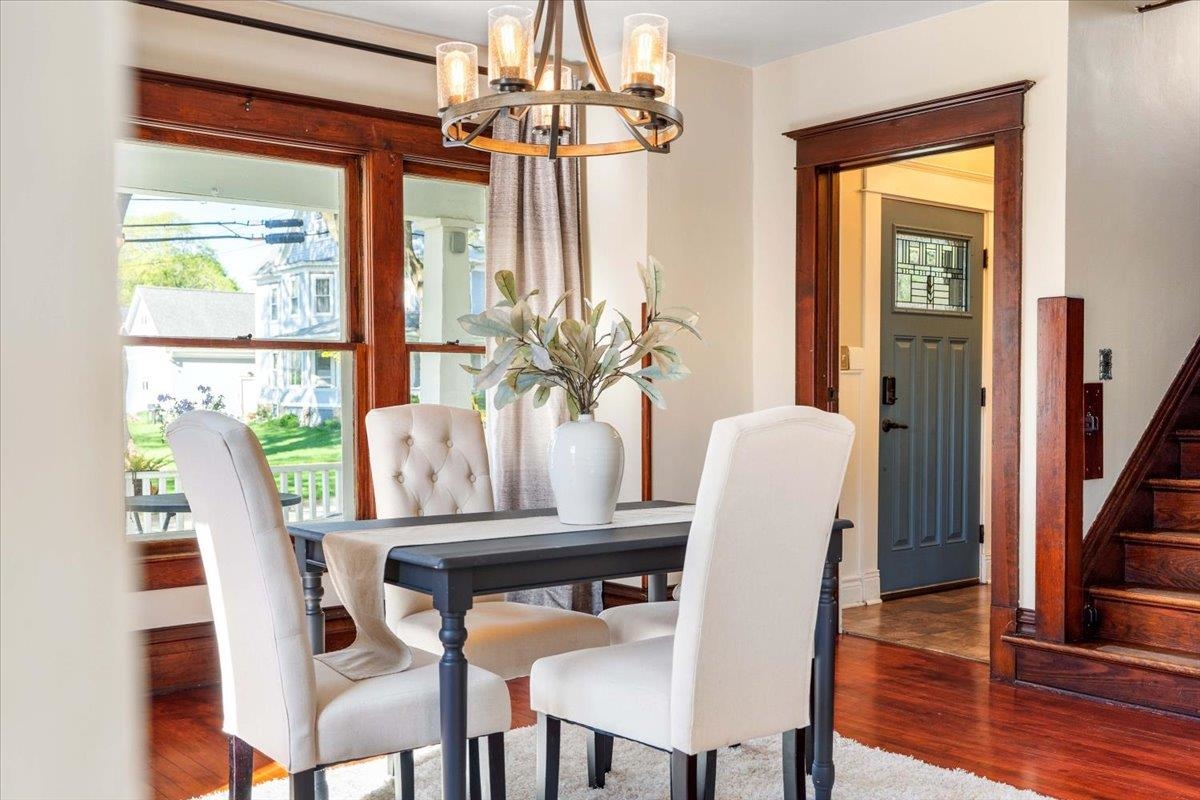 536 W Harrison Street