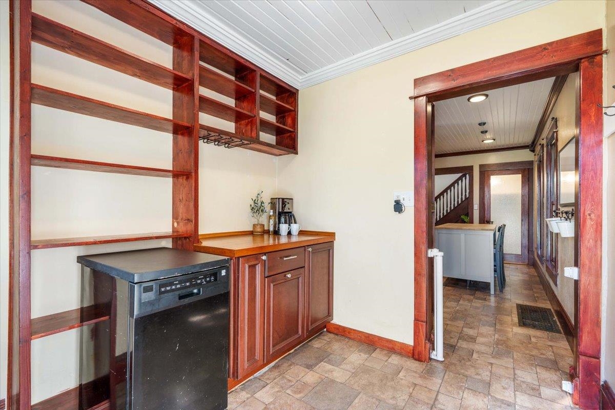 536 W Harrison Street