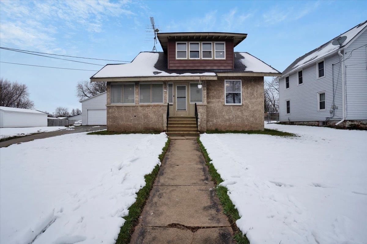 755 N Dickason Boulevard