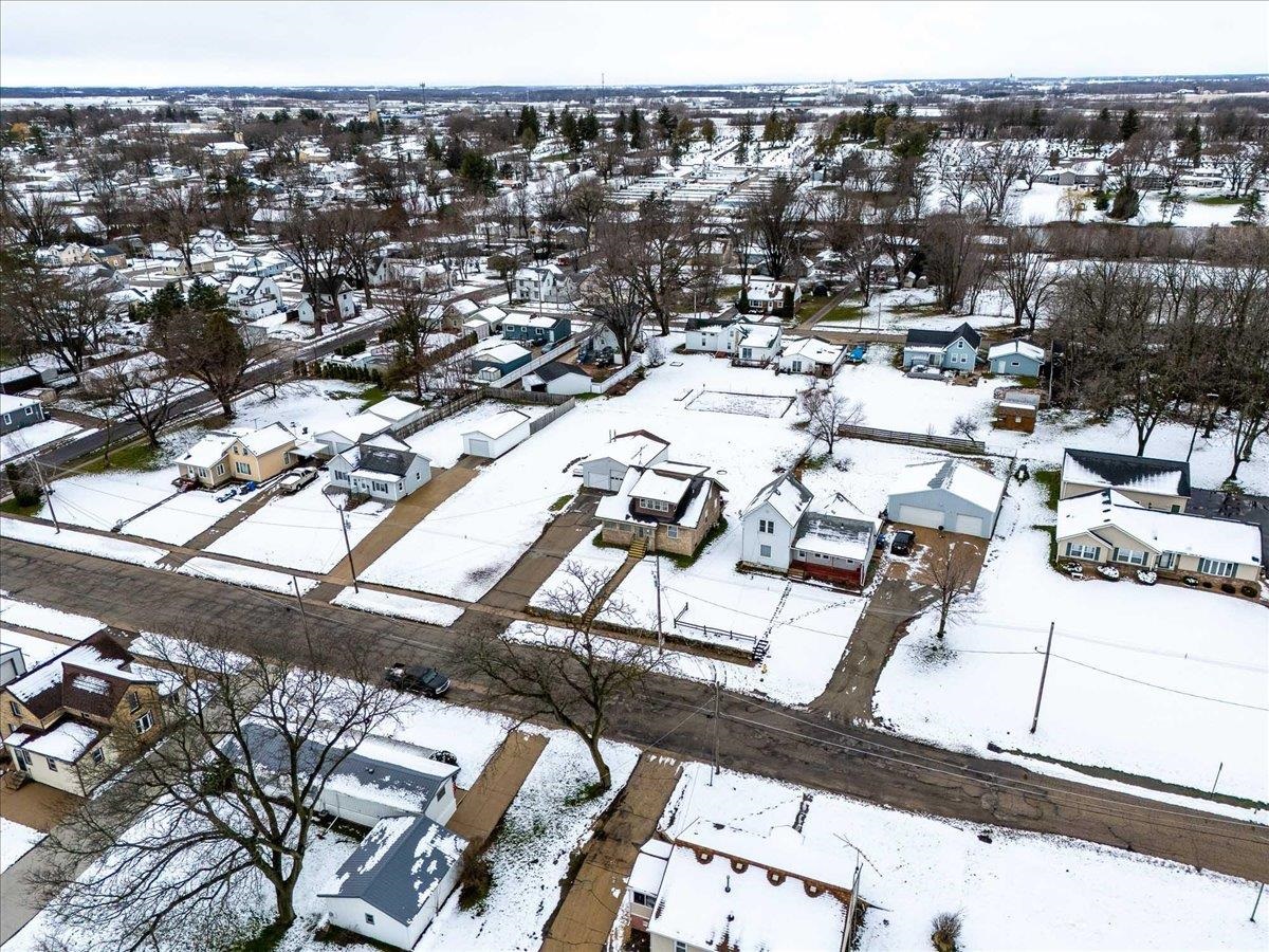 755 N Dickason Boulevard