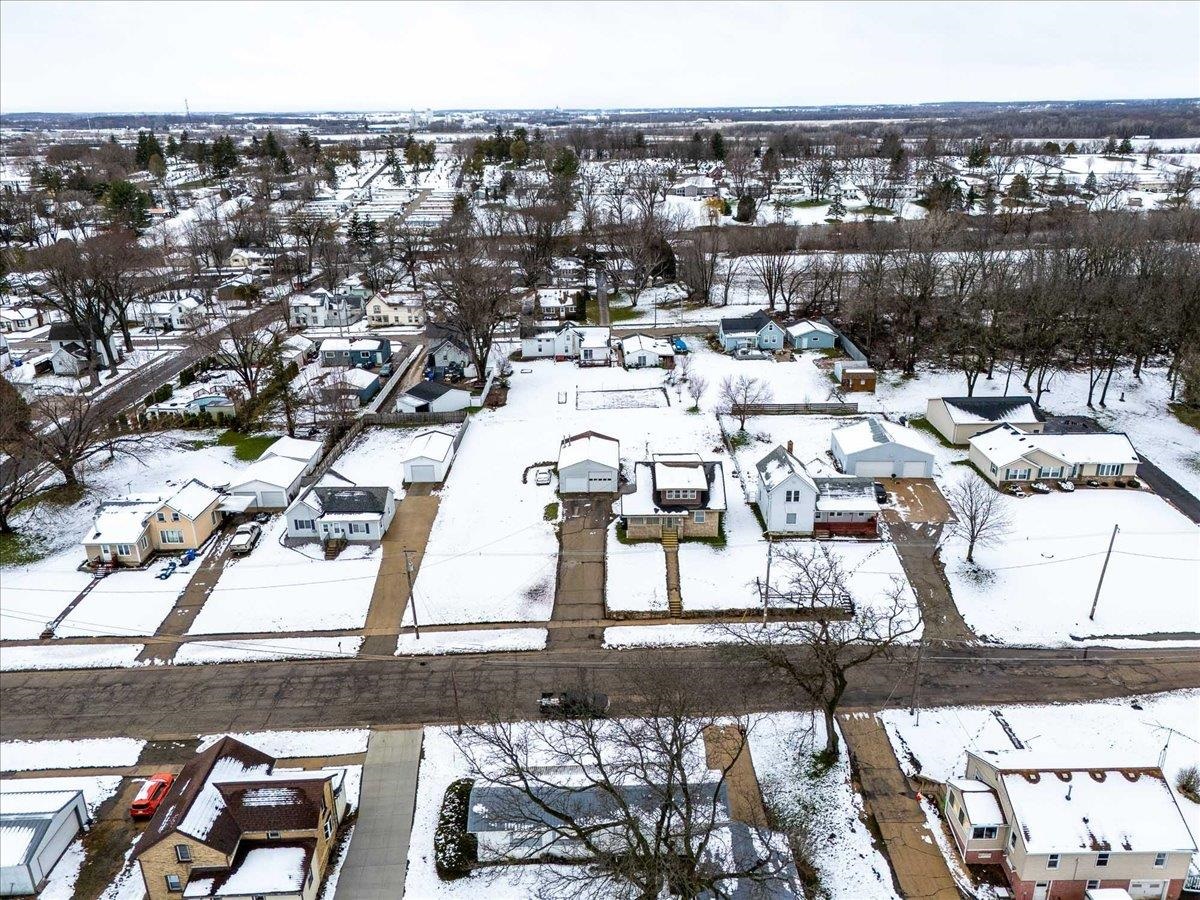 755 N Dickason Boulevard