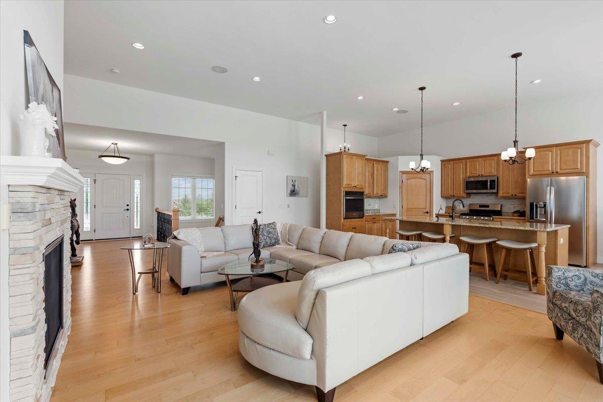 1567 Highway 19