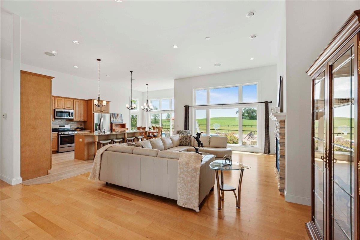1567 Highway 19