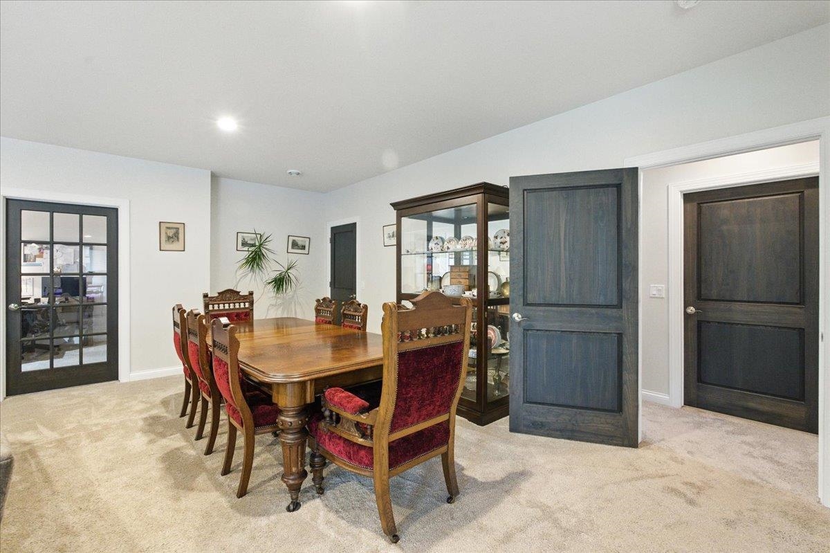 5826 Grassland Terrace