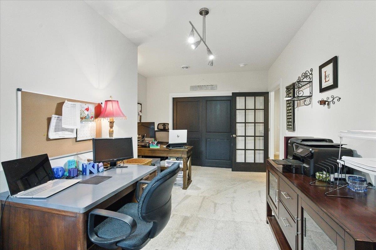 5826 Grassland Terrace