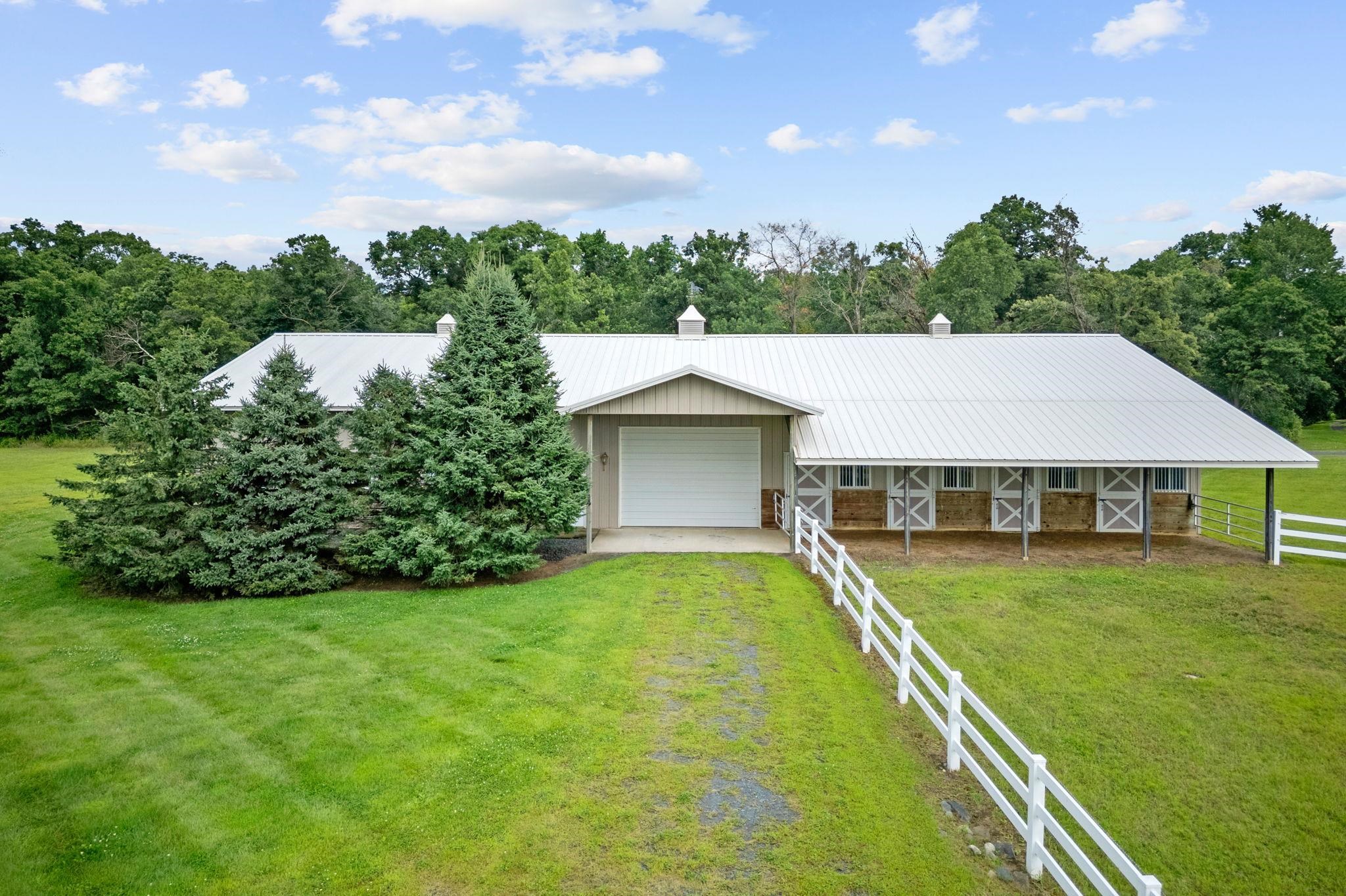 2427 Beede Lake Trail