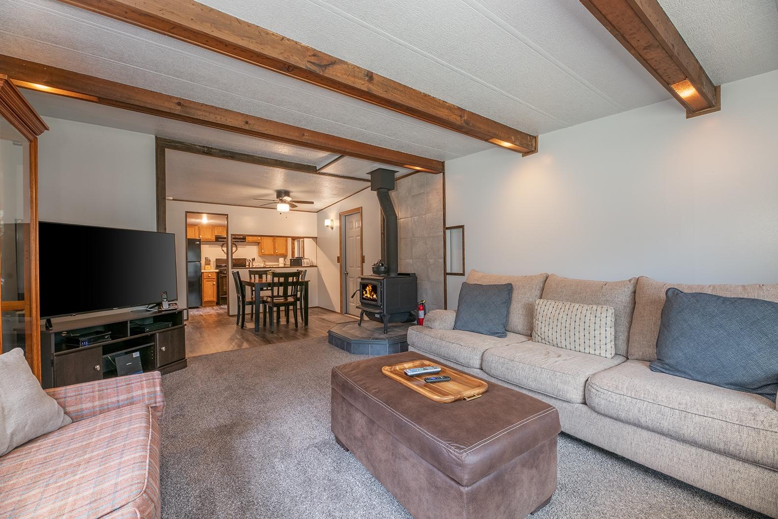 1335 BELLER DR