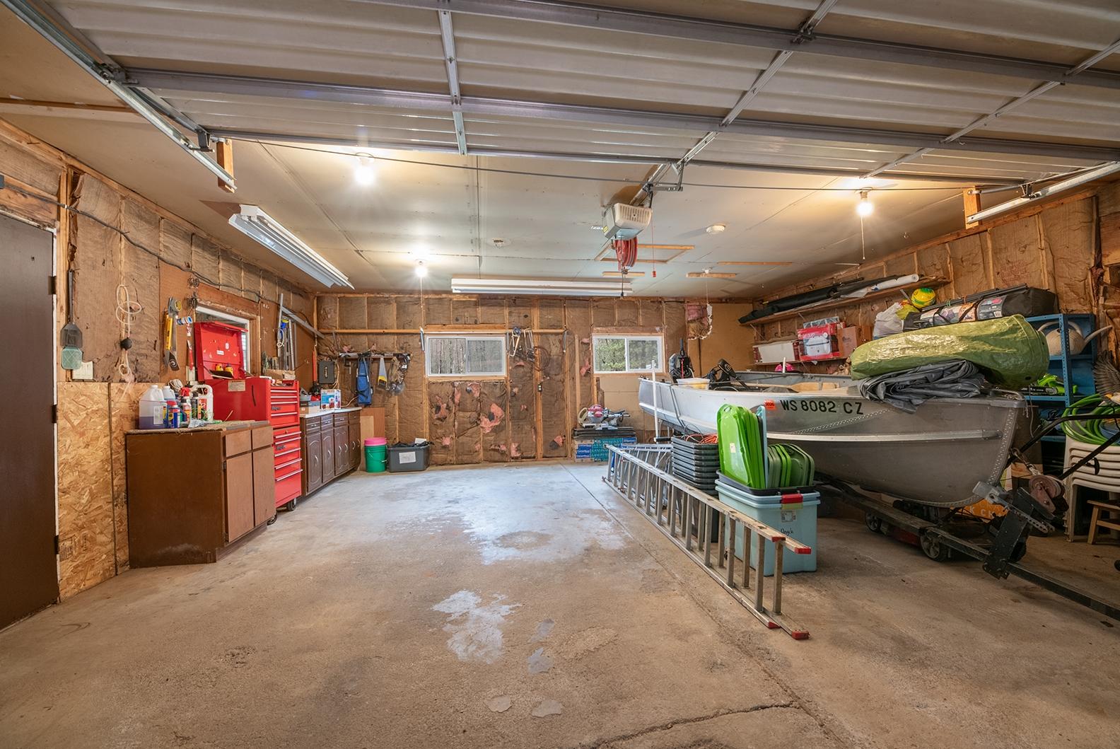 1335 BELLER DR