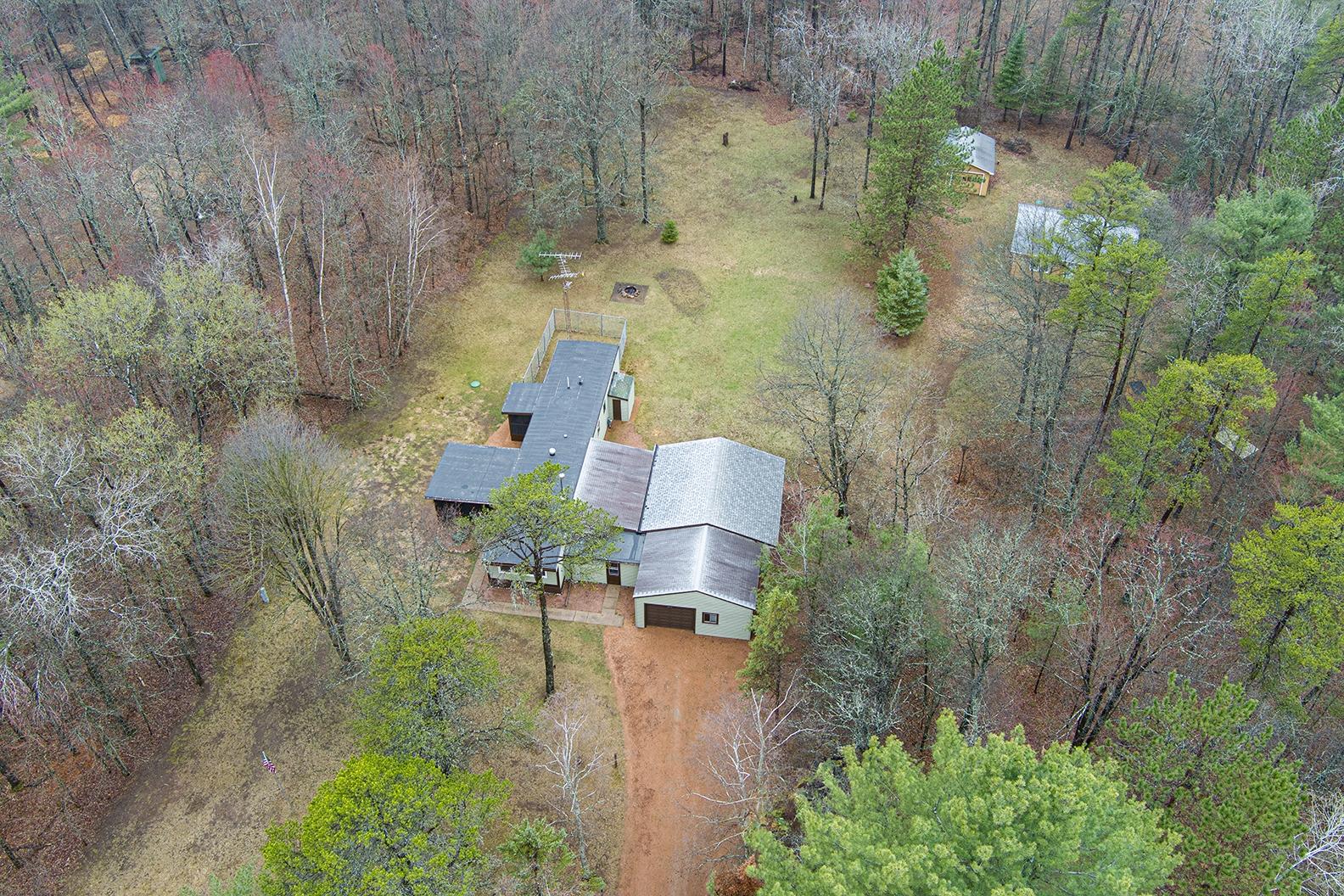 1335 BELLER DR