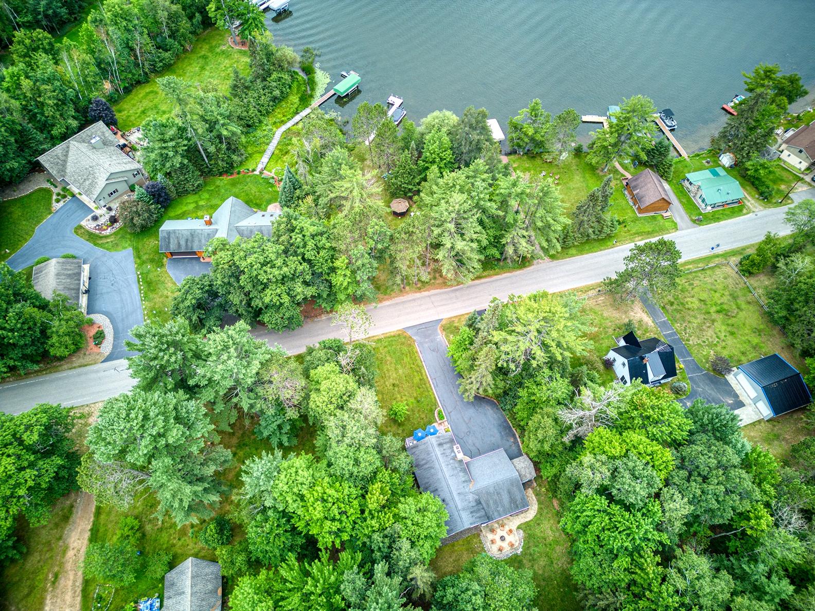 4220 CHAIN O LAKES RD