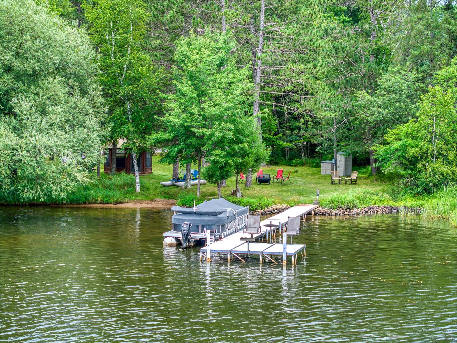 4220 CHAIN O LAKES RD