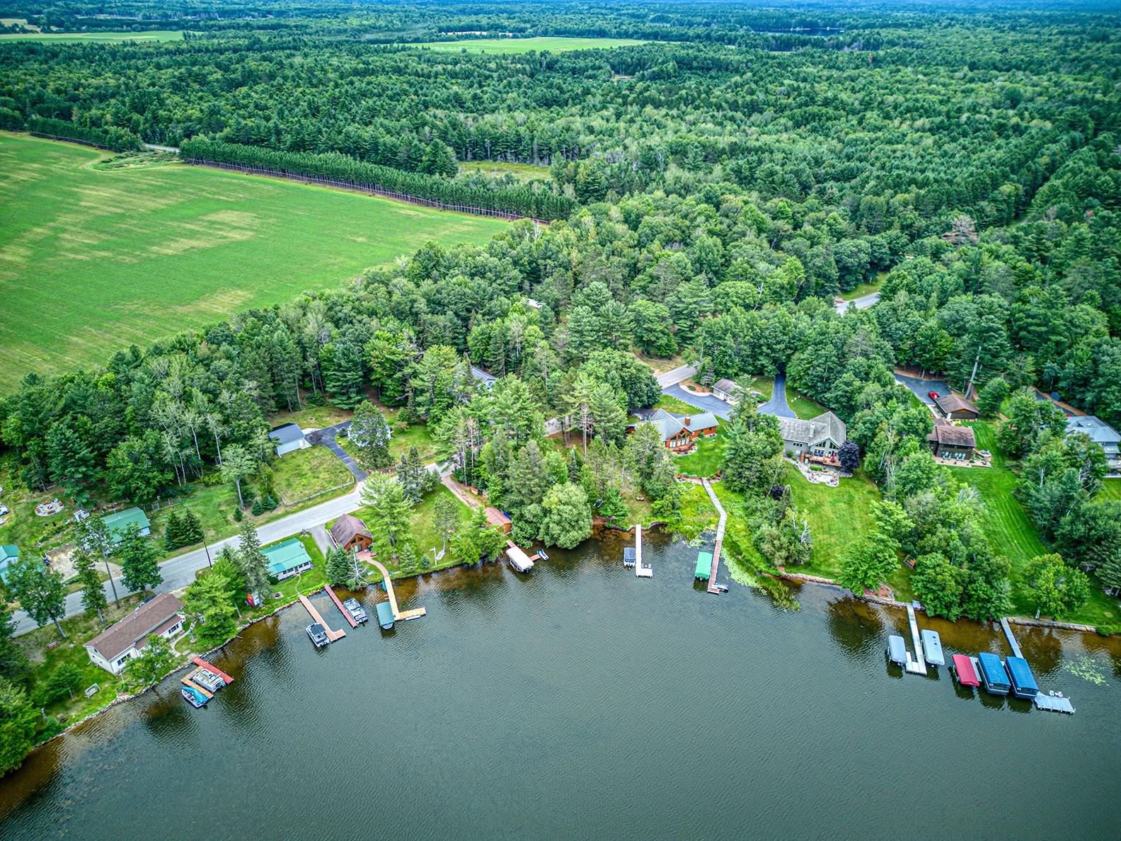4220 CHAIN O LAKES RD