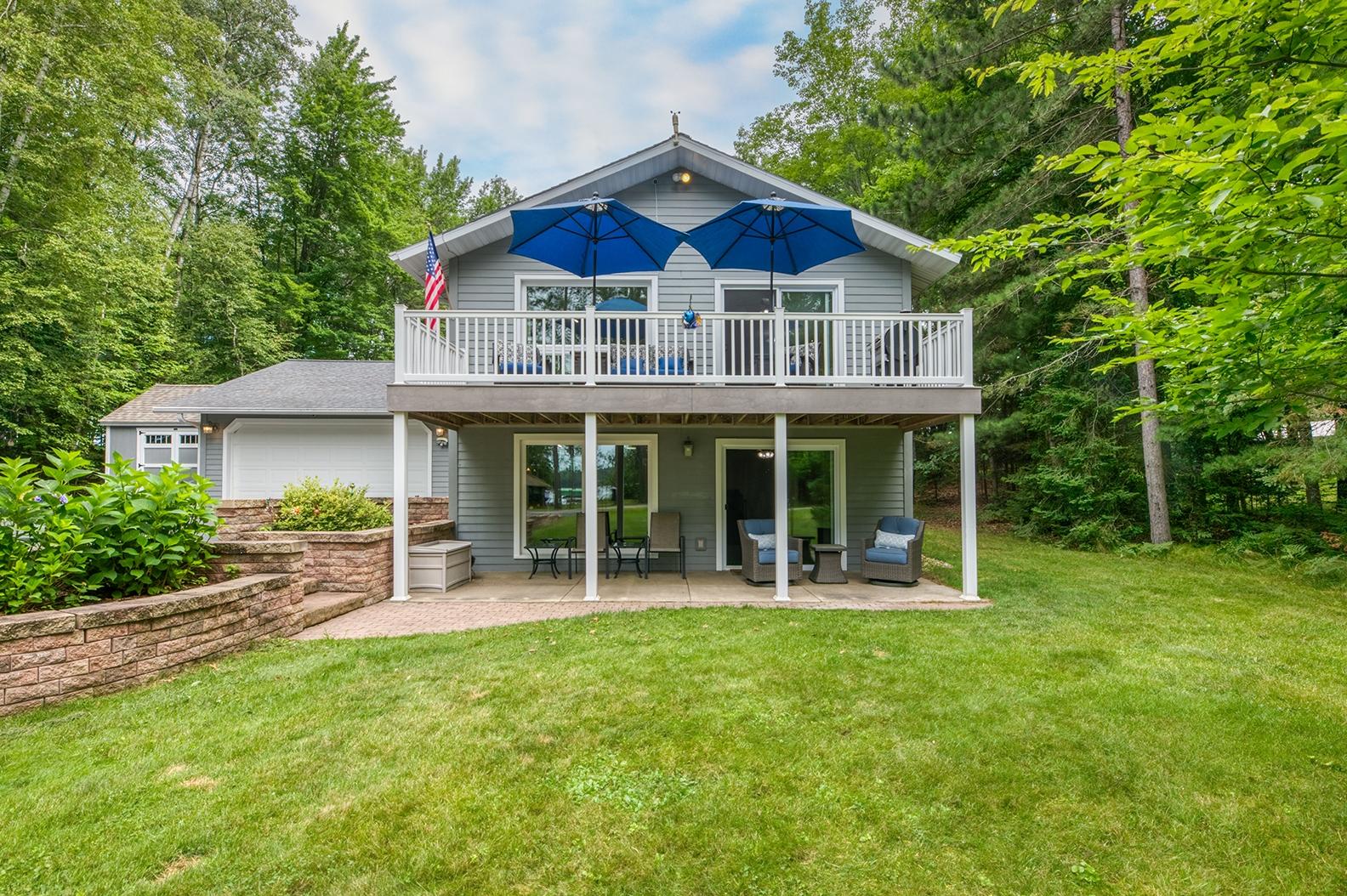 4220 CHAIN O LAKES RD