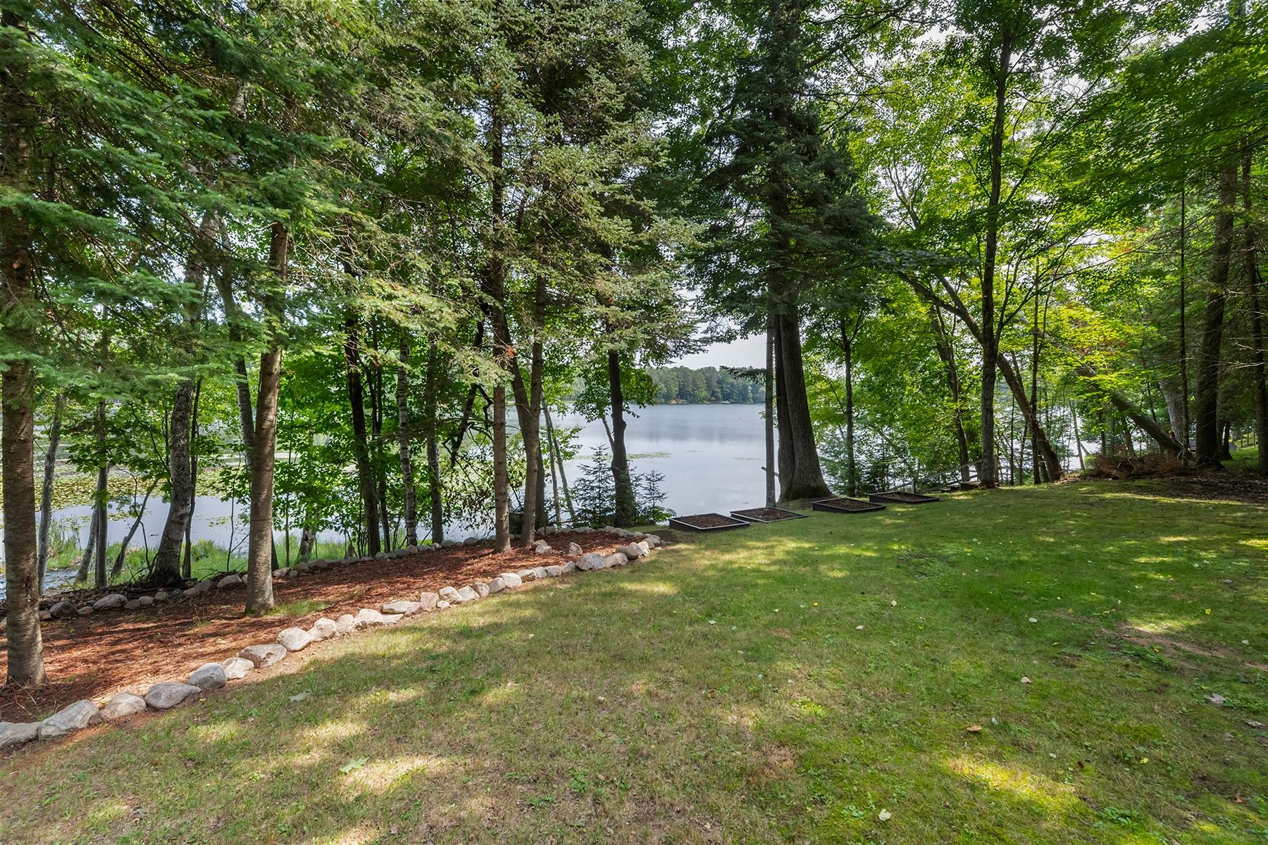 1542 MARSHA LN