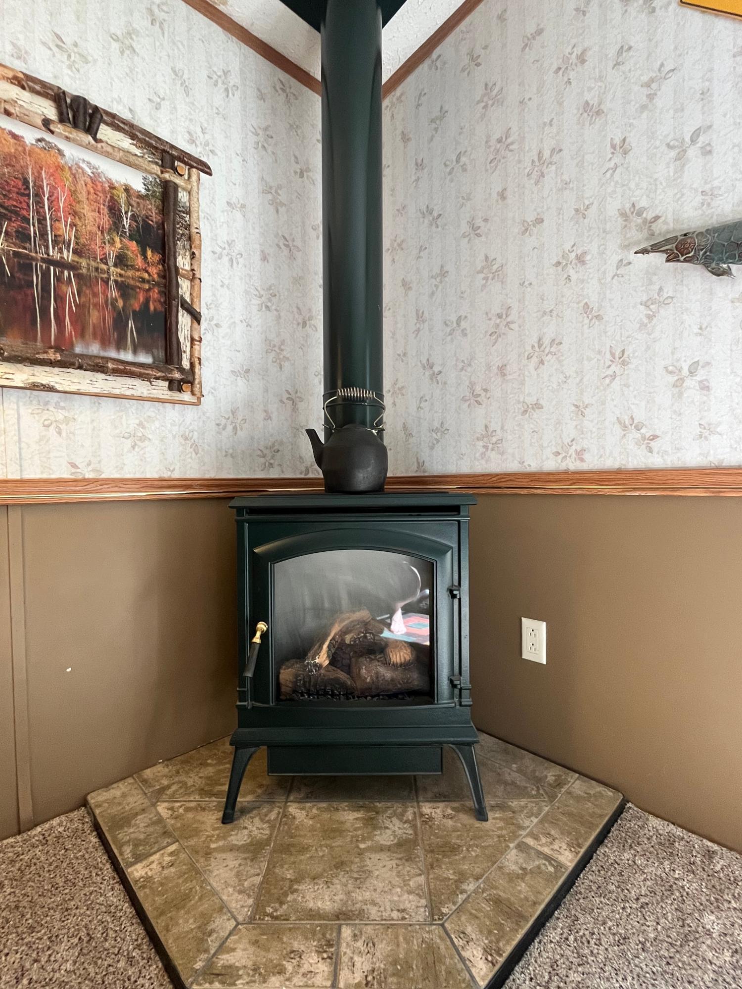 1226 MAPLE LN 20