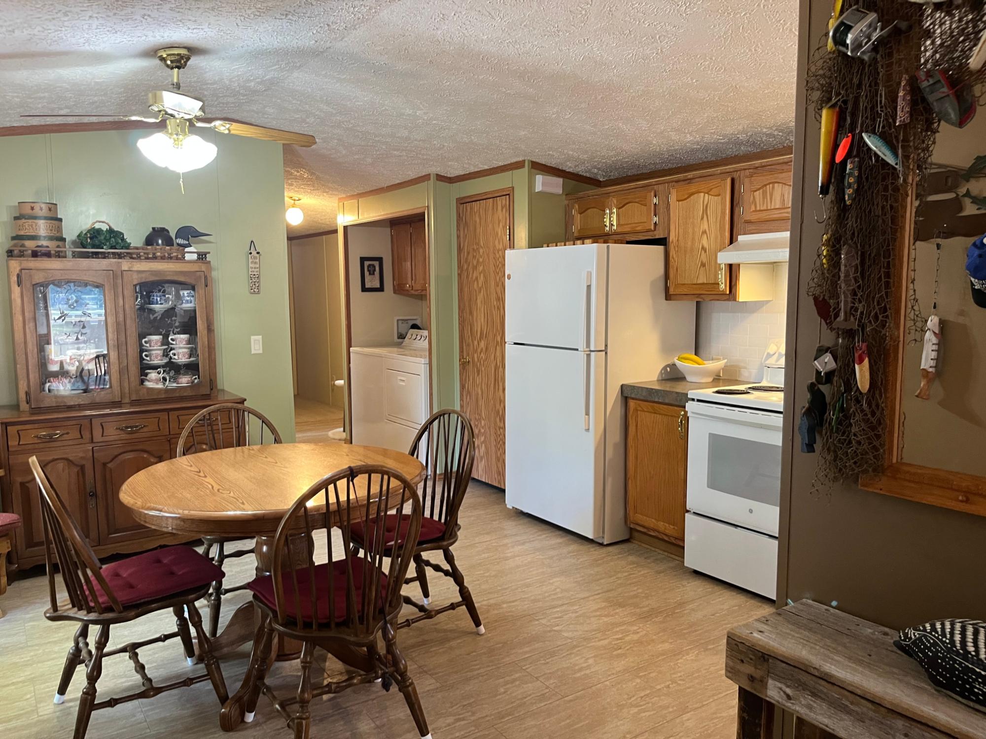 1226 MAPLE LN 20