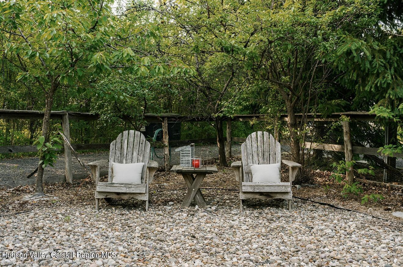 32 Whitney Point