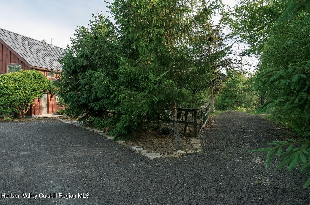 32 Whitney Point