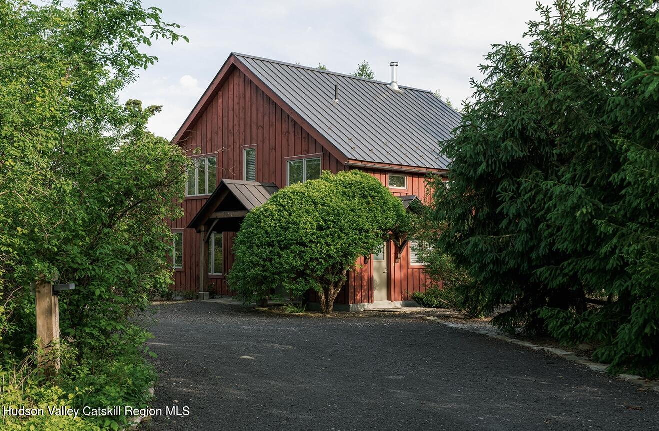 32 Whitney Point