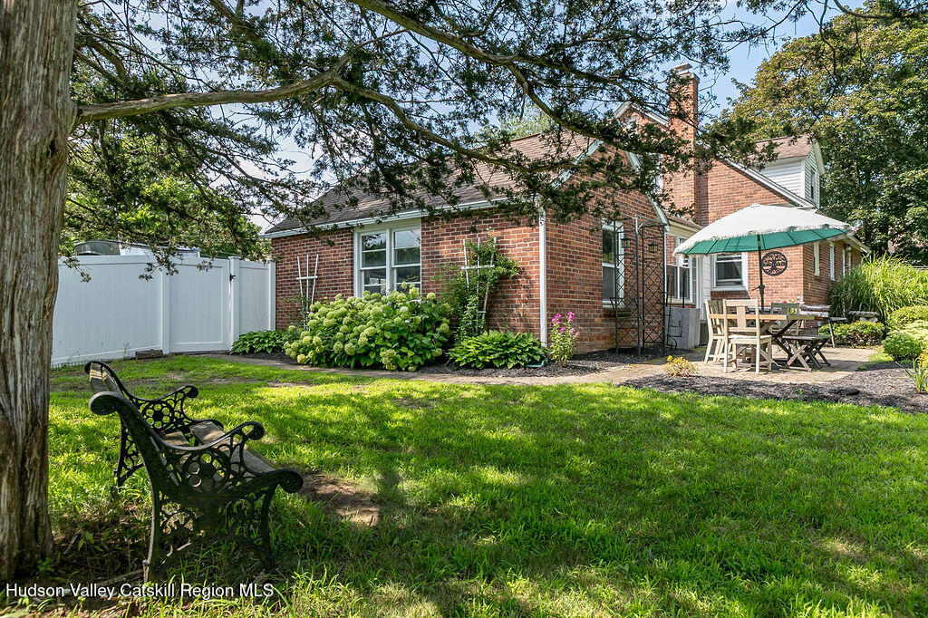 3013 Sunset Lane