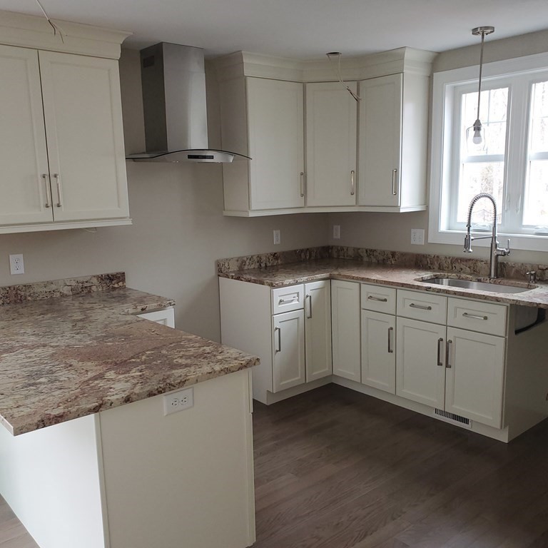 8B Commonwealth Avenue