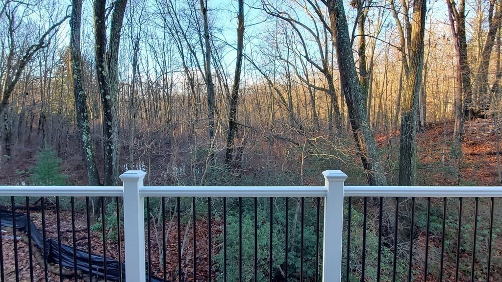 8B Commonwealth Avenue