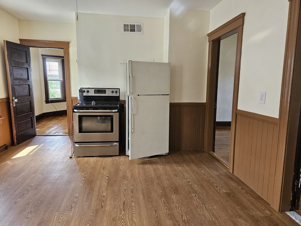 123 Perry Avenue # 3