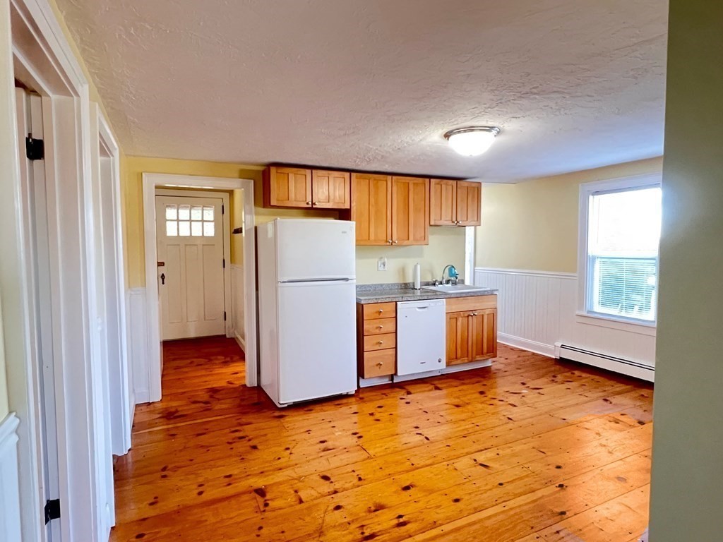 8 Lawrence Street # 2