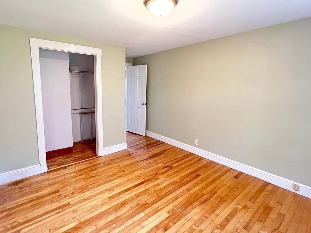 8 Lawrence Street # 2