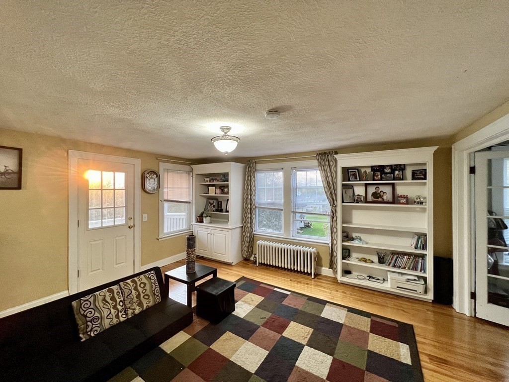 8 Lawrence Street # 2