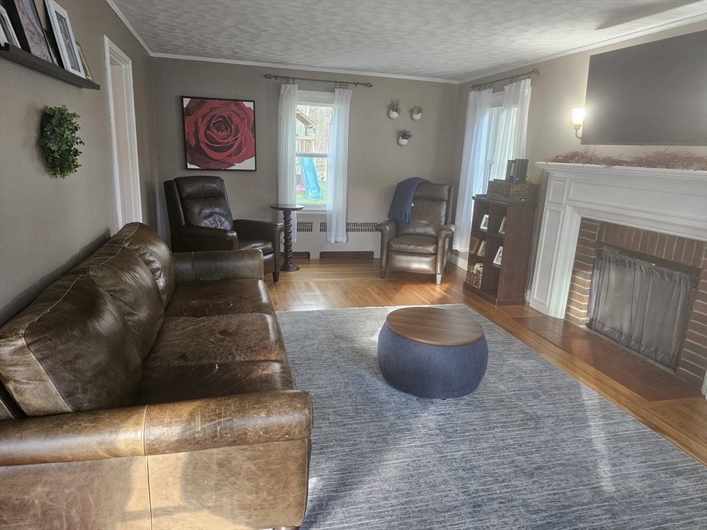 614 Salisbury Street