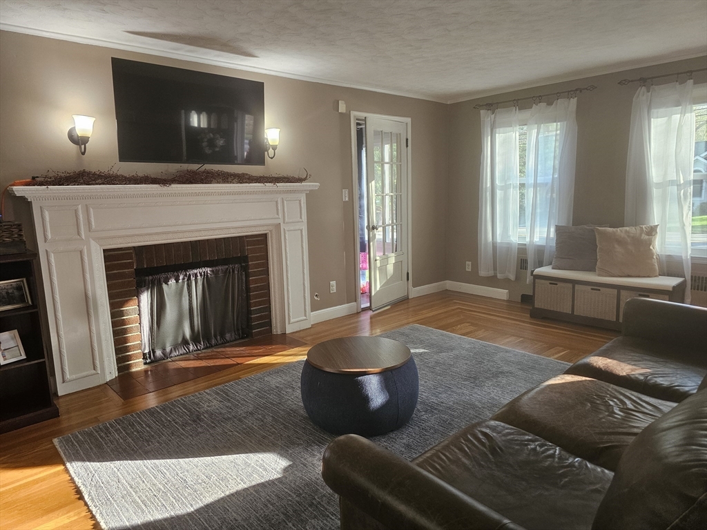 614 Salisbury Street