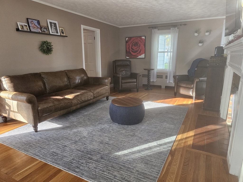 614 Salisbury Street