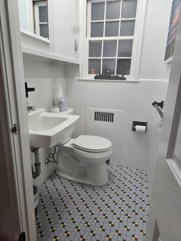 614 Salisbury Street