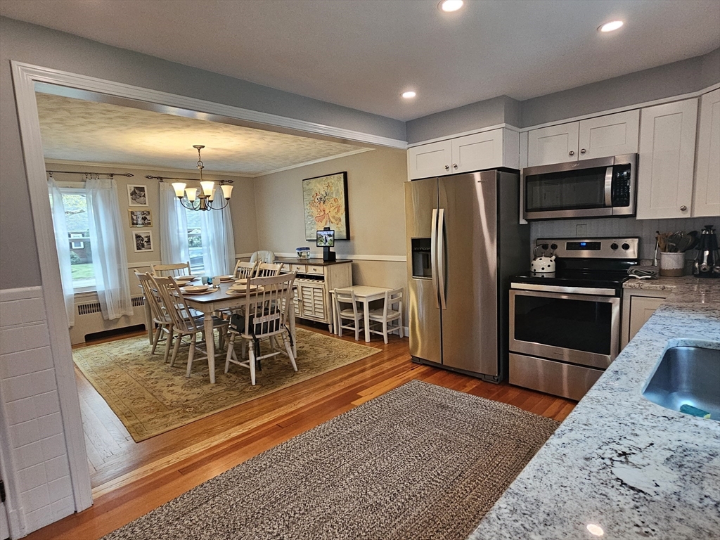 614 Salisbury Street