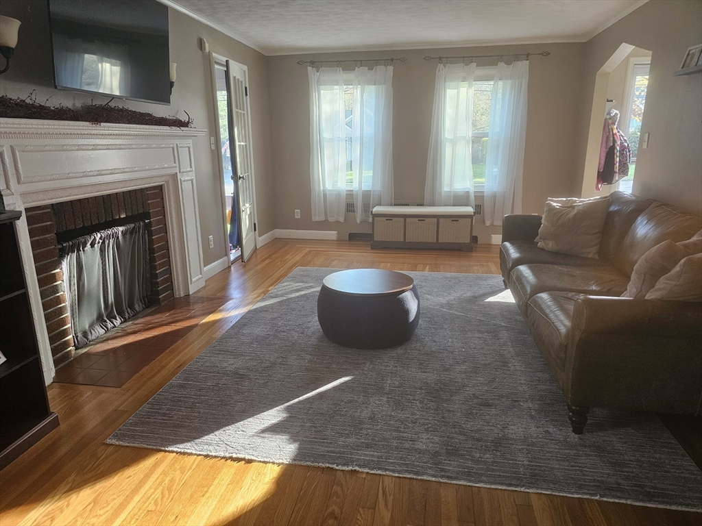 614 Salisbury Street