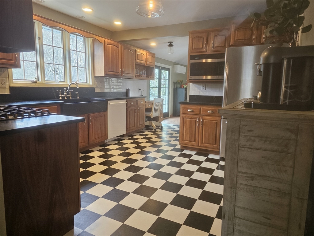 532 Shrewsbury Street