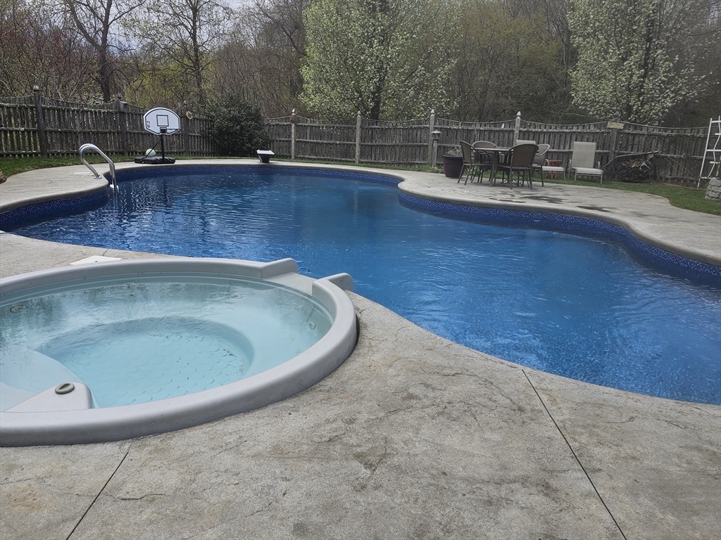 532 Shrewsbury Street