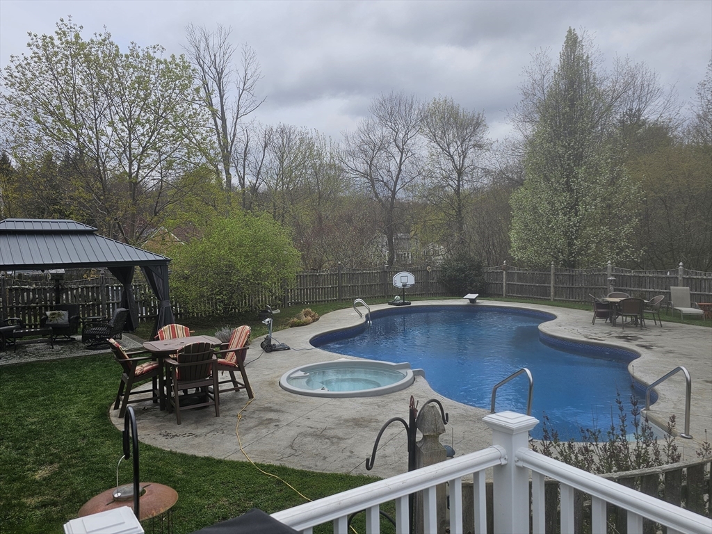 532 Shrewsbury Street