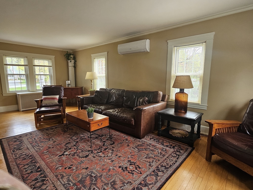 532 Shrewsbury Street