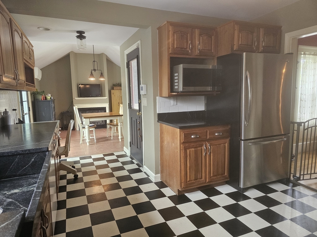 532 Shrewsbury Street