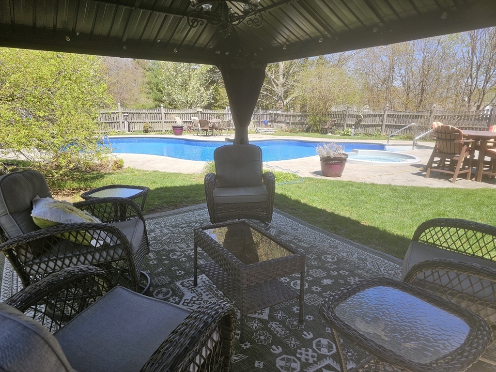 532 Shrewsbury Street